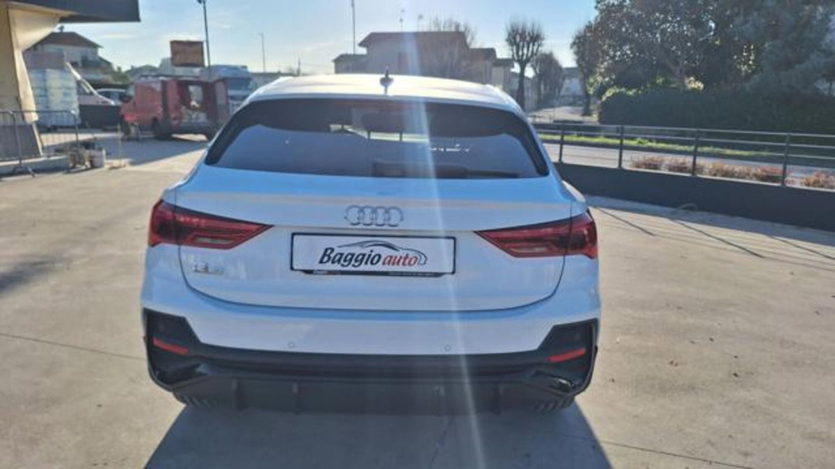 Audi Q3 Sportback 35 TDI S line edition (16)