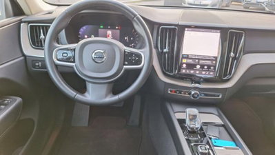 Volvo XC60 B4 (d) AWD automatico Core N1 (18)