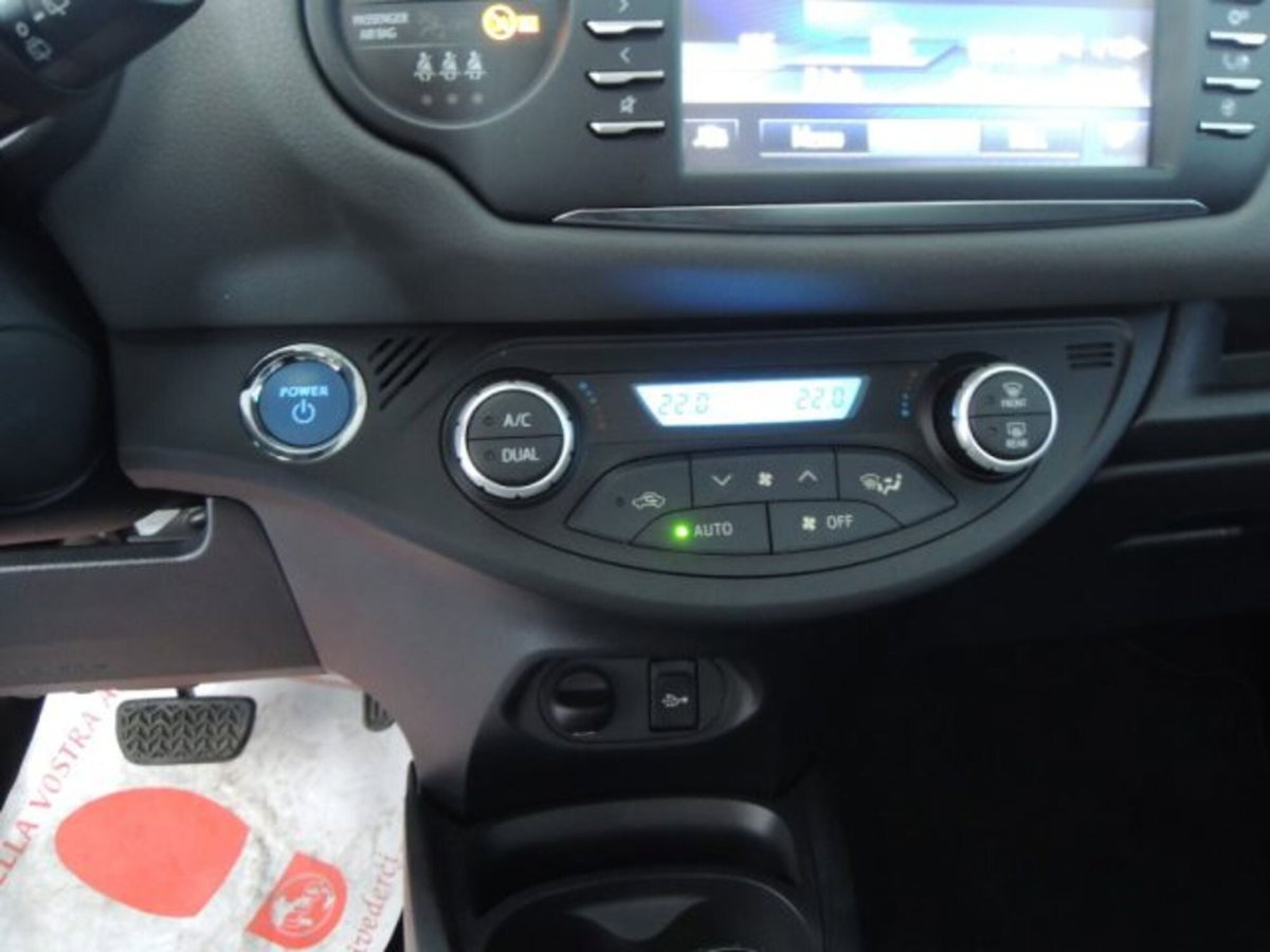 Toyota Yaris Cross 1.5 Hybrid 5p. E-CVT Premiere (10)