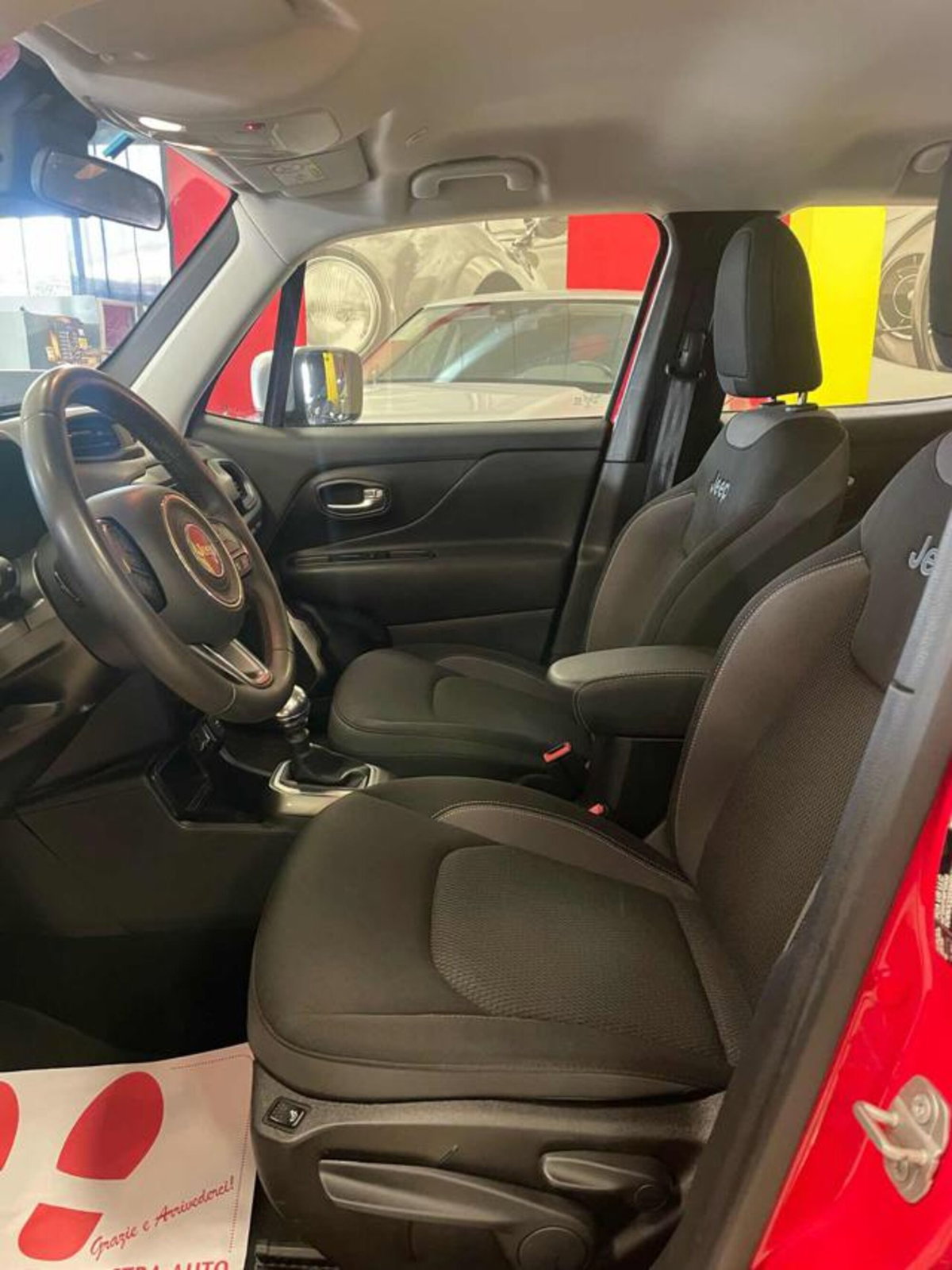 Jeep Renegade 1.6 Mjt 130 CV Longitude (5)