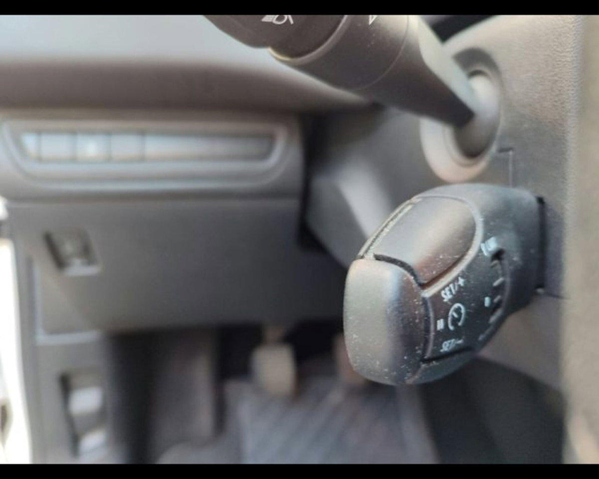 Peugeot 208 82 5 porte Active (14)