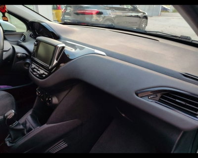 Peugeot 208 82 5 porte Active (16)