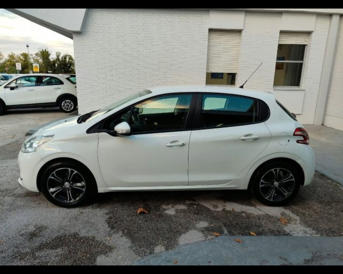Peugeot 208 82 5 porte Active (4)