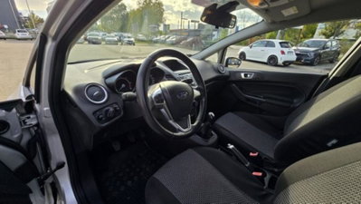 Ford Fiesta 1.5 TDCi 75CV 5 porte (8)