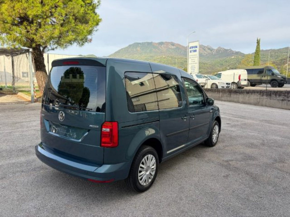 Volkswagen Caddy 1.4 TGI DSG Comfortline (5)