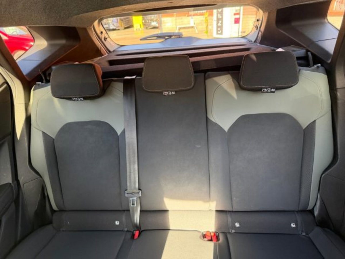 Dacia Duster 1.2 mild hybrid Extreme 4x4 130cv (12)