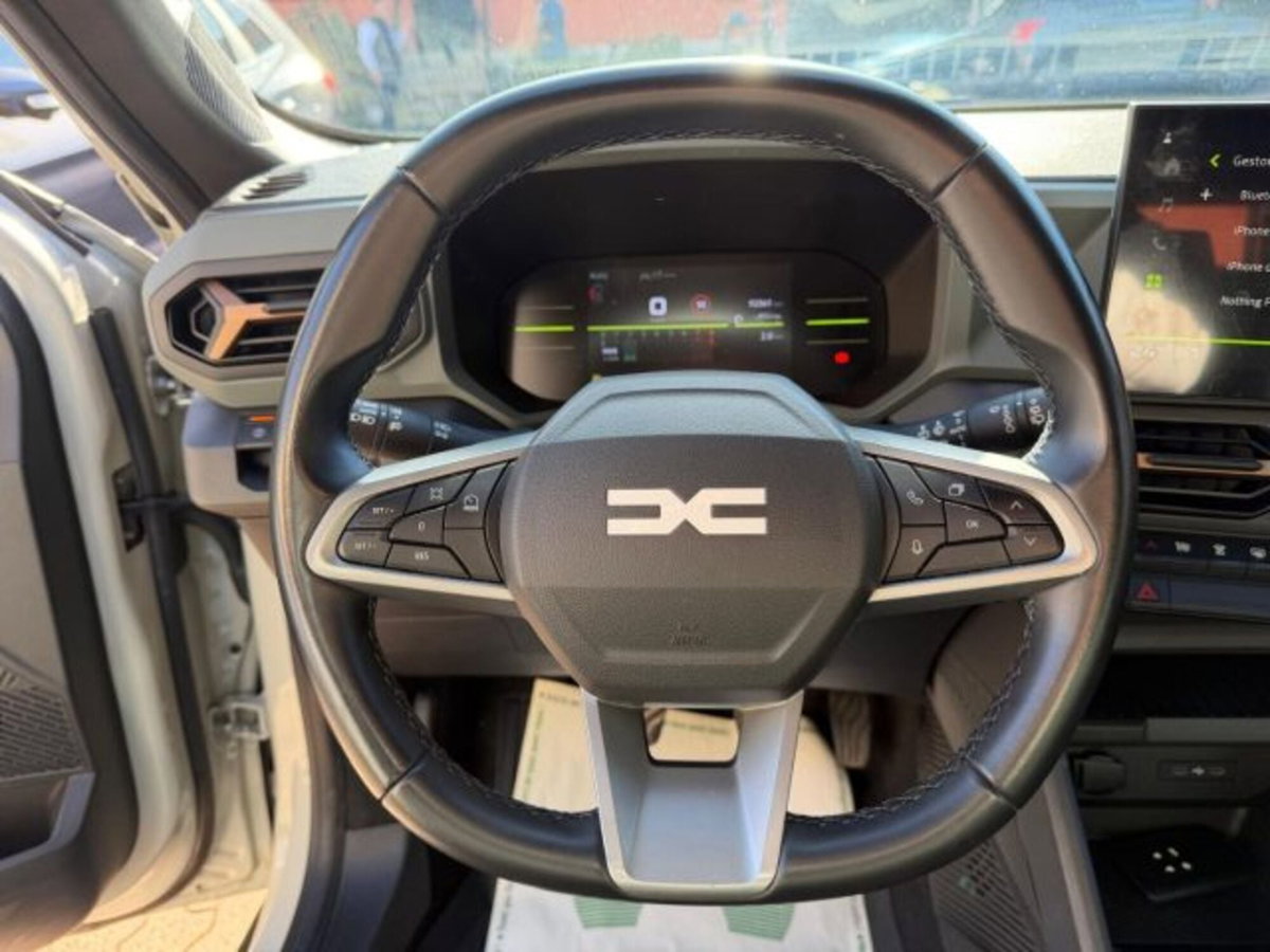 Dacia Duster 1.2 mild hybrid Extreme 4x4 130cv (8)