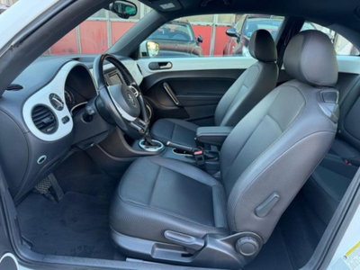 Volkswagen Maggiolino 2.0 TSI DSG Sport (15)