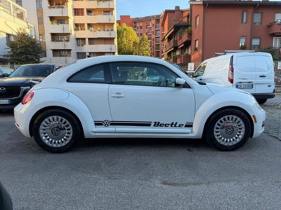 Volkswagen Maggiolino 2.0 TSI DSG Sport (3)