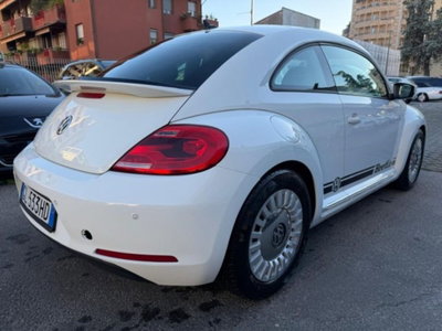 Volkswagen Maggiolino 2.0 TSI DSG Sport (4)