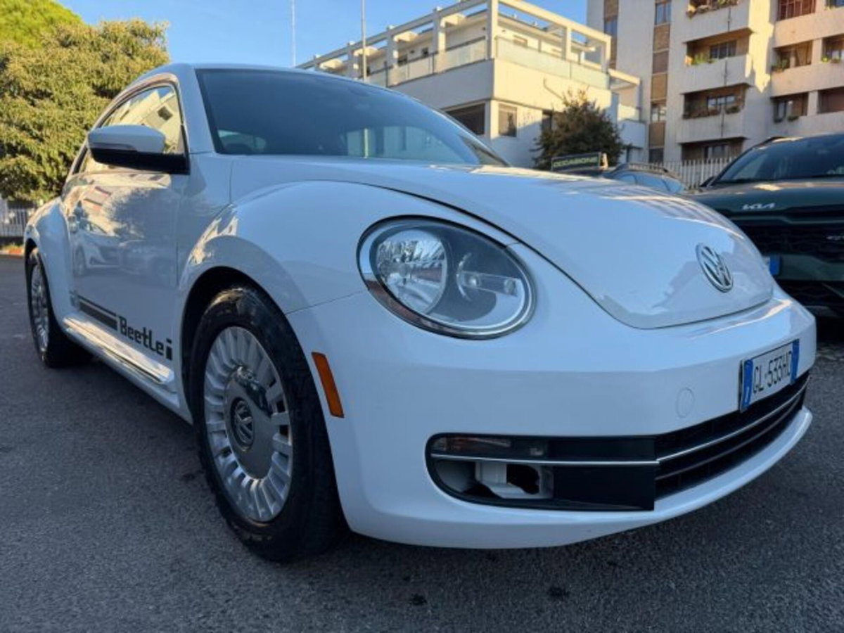 Volkswagen Maggiolino 2.0 TSI DSG Sport (5)