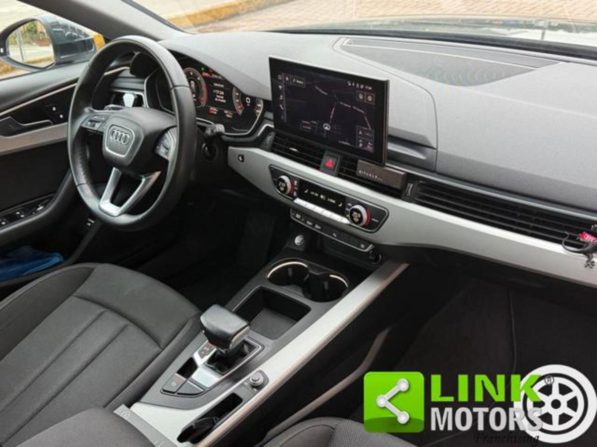 Audi A4 Avant 35 TDI/163 CV S tronic Business Advanced (11)