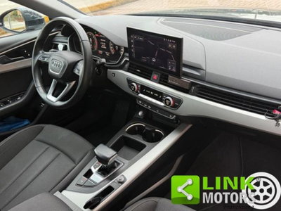 Audi A4 Avant 35 TDI/163 CV S tronic Business Advanced (11)