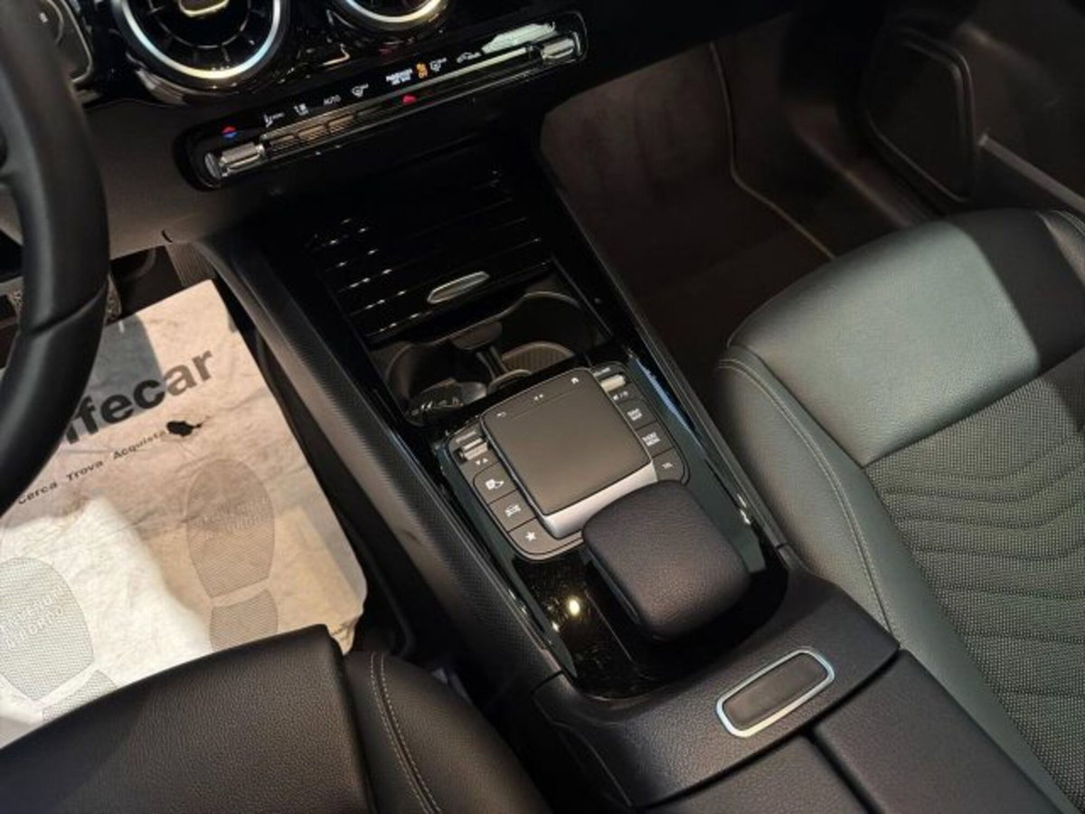 Mercedes-Benz Classe B 250 e Executive (11)