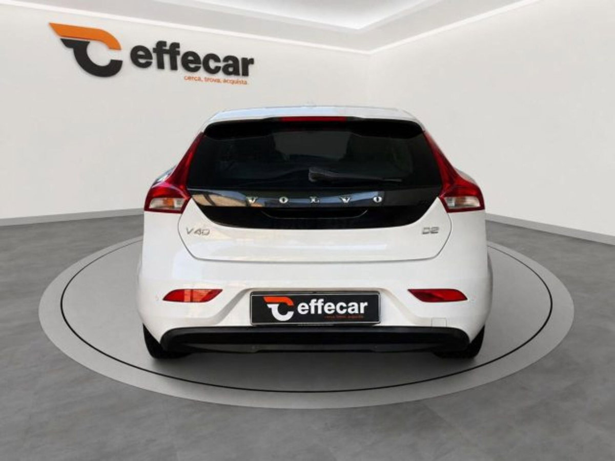 Volvo V40 D2 Kinetic N1 (5)