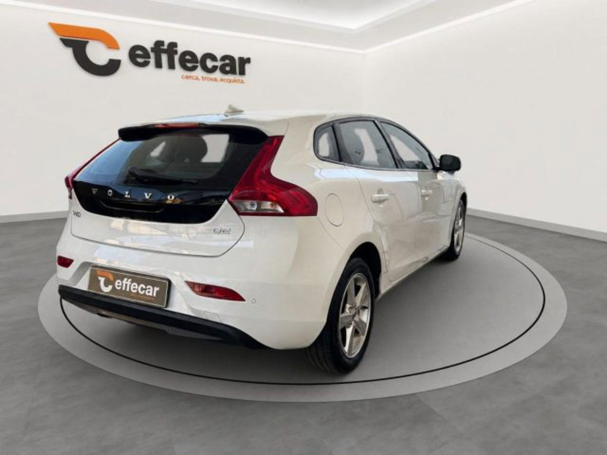 Volvo V40 D2 Kinetic N1 (6)