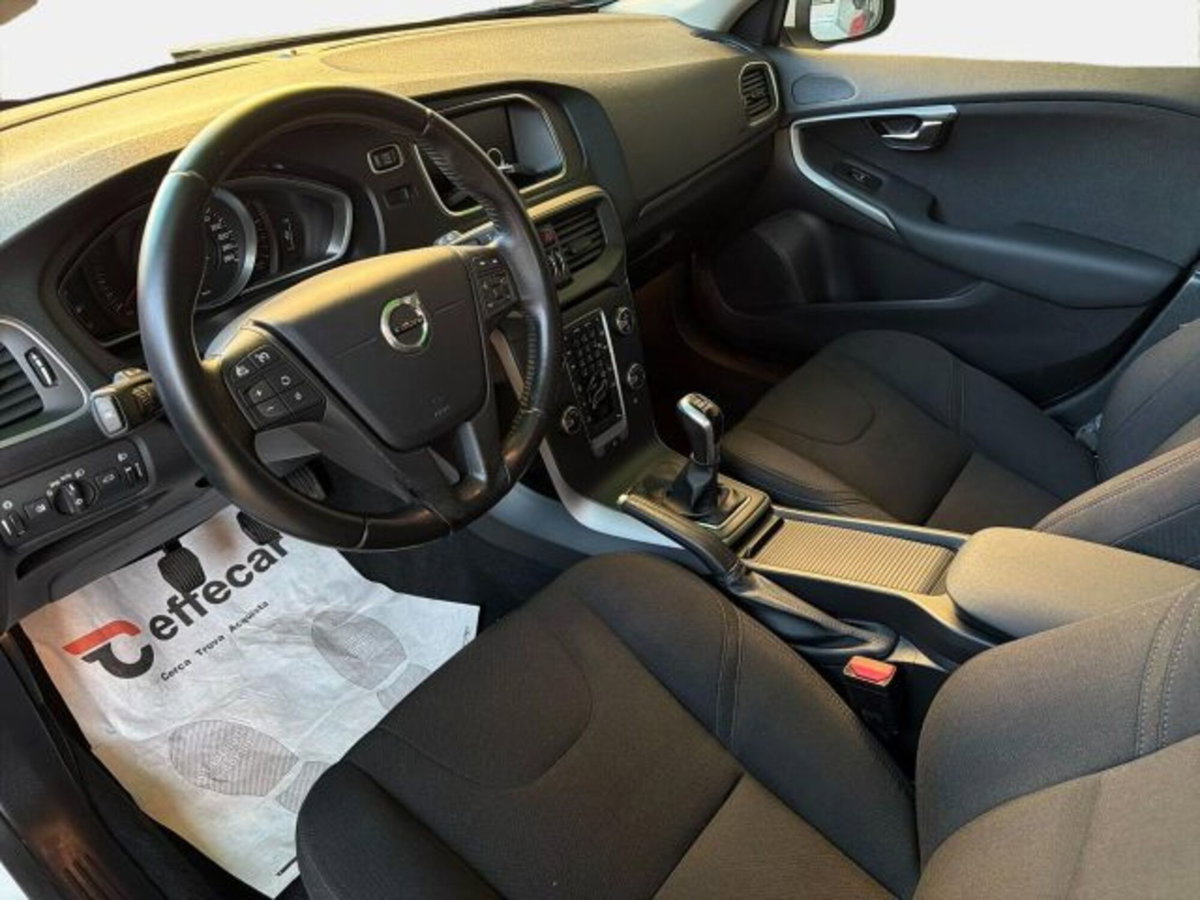 Volvo V40 D2 Kinetic N1 (7)