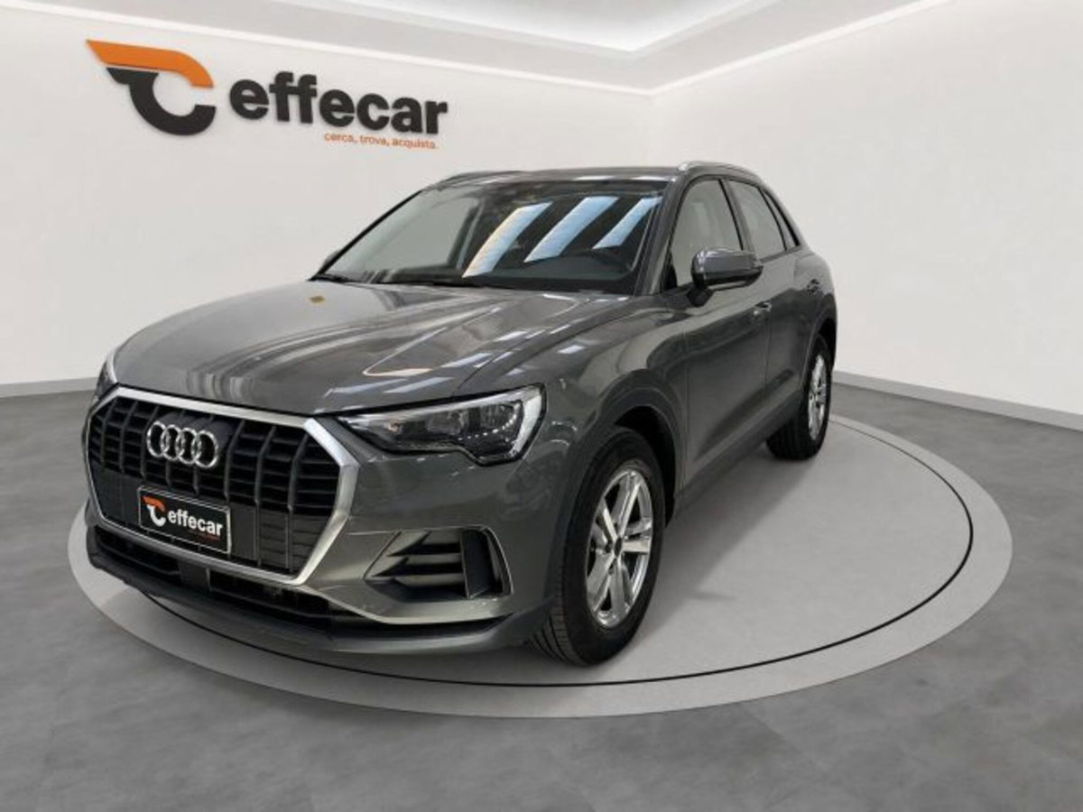 Audi Q3 35 TDI quattro S tronic Business