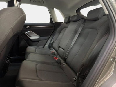 Audi Q3 35 TDI quattro S tronic Business (13)