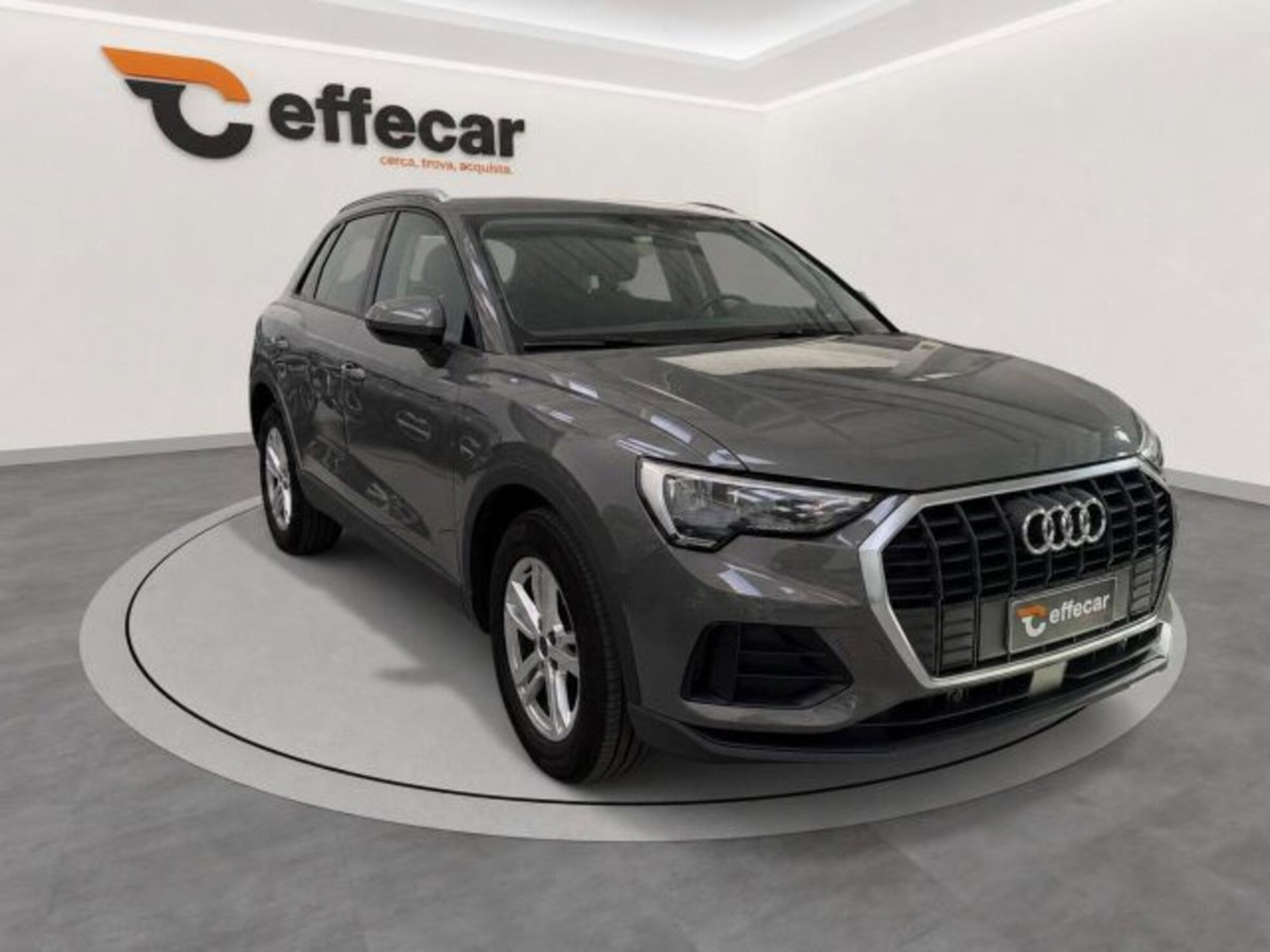 Audi Q3 35 TDI quattro S tronic Business (3)