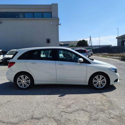 Mercedes-Benz Classe B 180 CDI Executive (2)