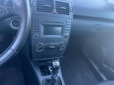 Mercedes-Benz Classe A 160 Elegance (5)