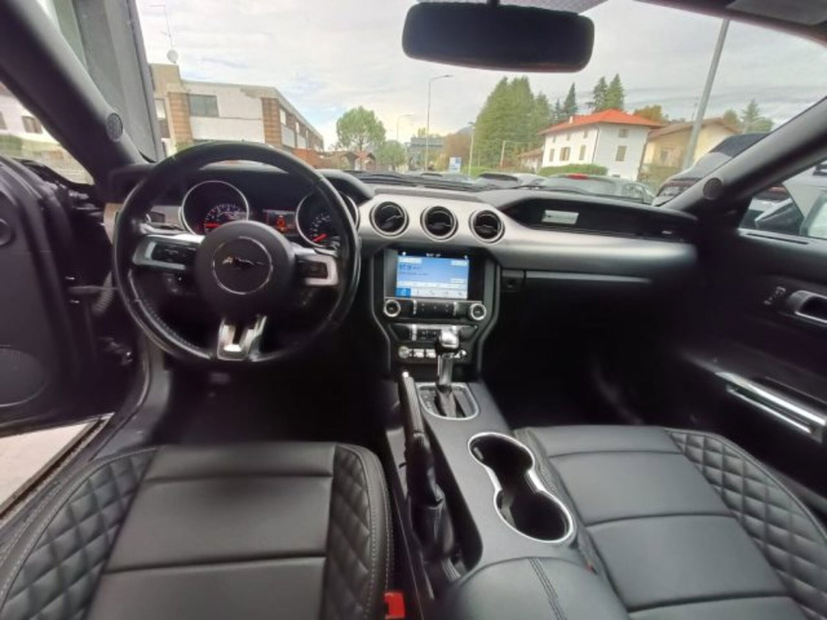 Ford Mustang Coupé Fastback 2.3 EcoBoost aut. (12)