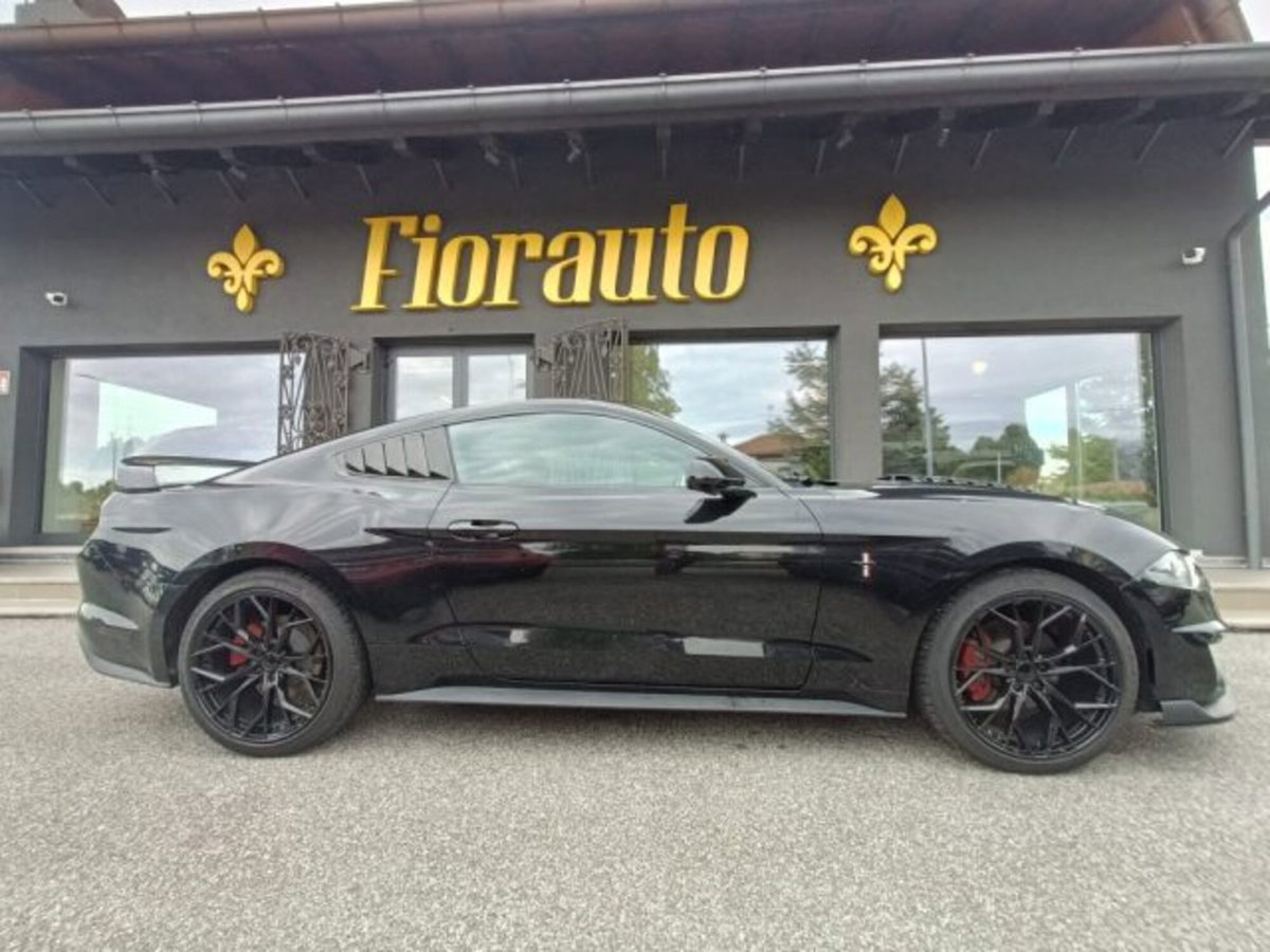 Ford Mustang Coupé Fastback 2.3 EcoBoost aut. (3)
