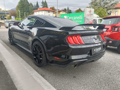 Ford Mustang Coupé Fastback 2.3 EcoBoost aut. (6)