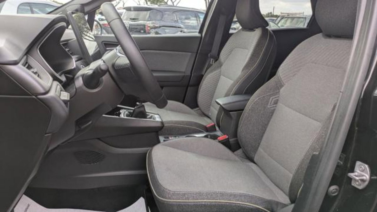 Renault Captur TCe 100 CV GPL Techno (12)