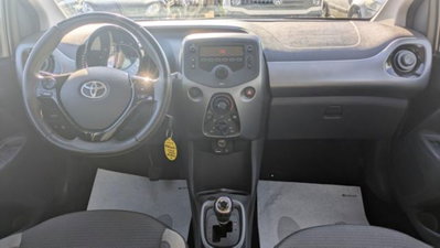 Toyota Aygo Connect 1.0 VVT-i 72 CV 5 porte x-cool (6)