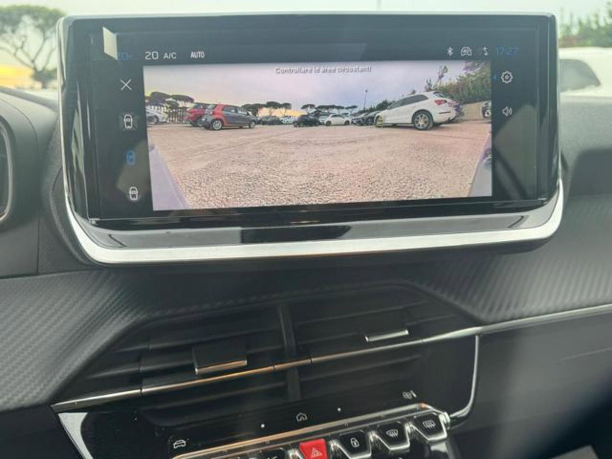 Peugeot 208 50 kWh Allure (6)