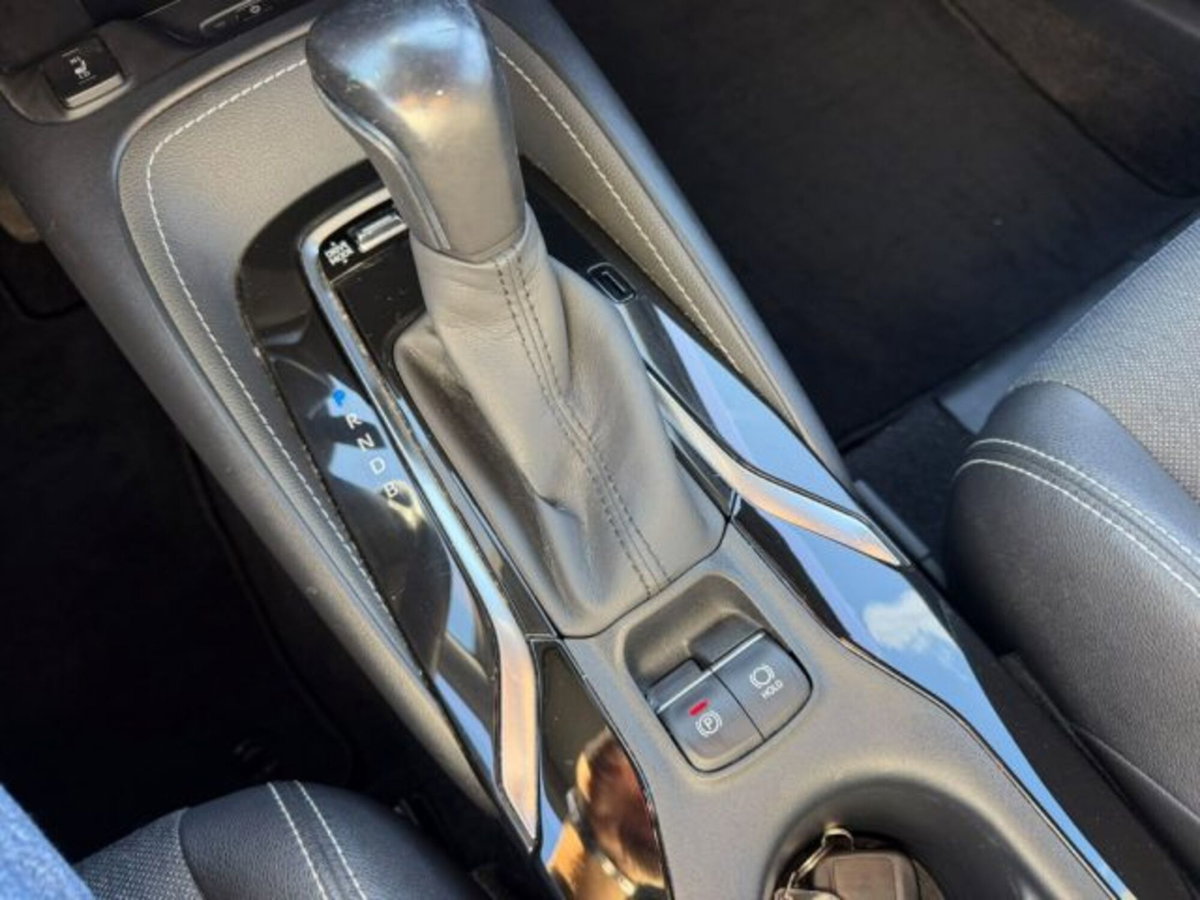 Toyota Corolla 1.8 Hybrid Style (15)