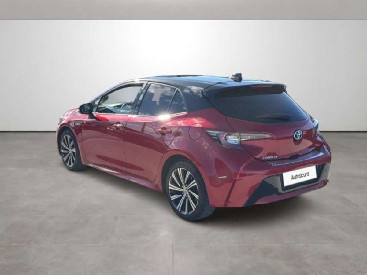 Toyota Corolla 1.8 Hybrid Style (6)