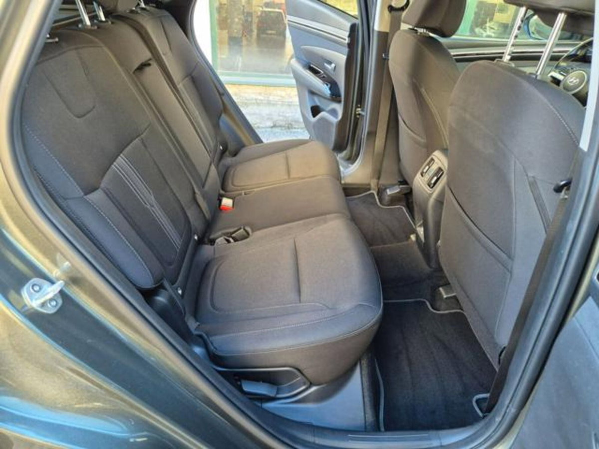 Hyundai Tucson 1.6 crdi 48V Xline 2wd imt (14)