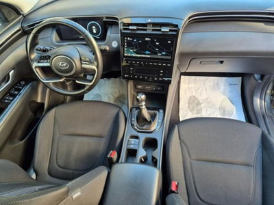 Hyundai Tucson 1.6 crdi 48V Xline 2wd imt (17)