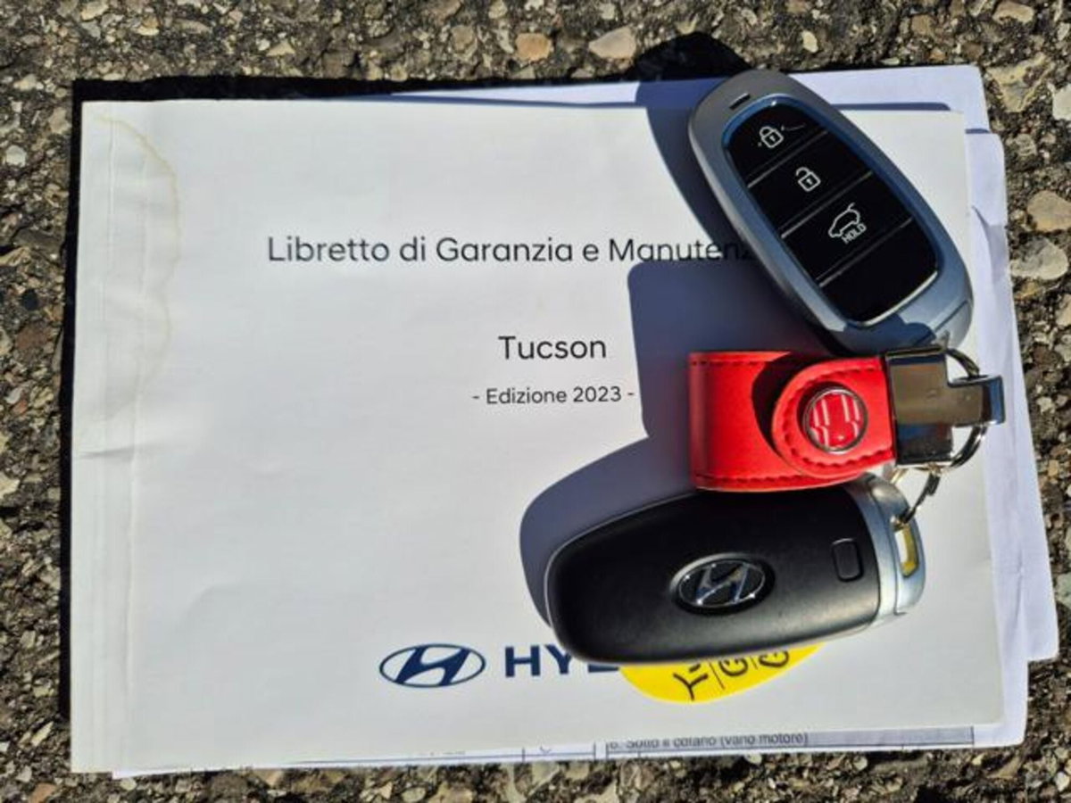 Hyundai Tucson 1.6 crdi 48V Xline 2wd imt (20)