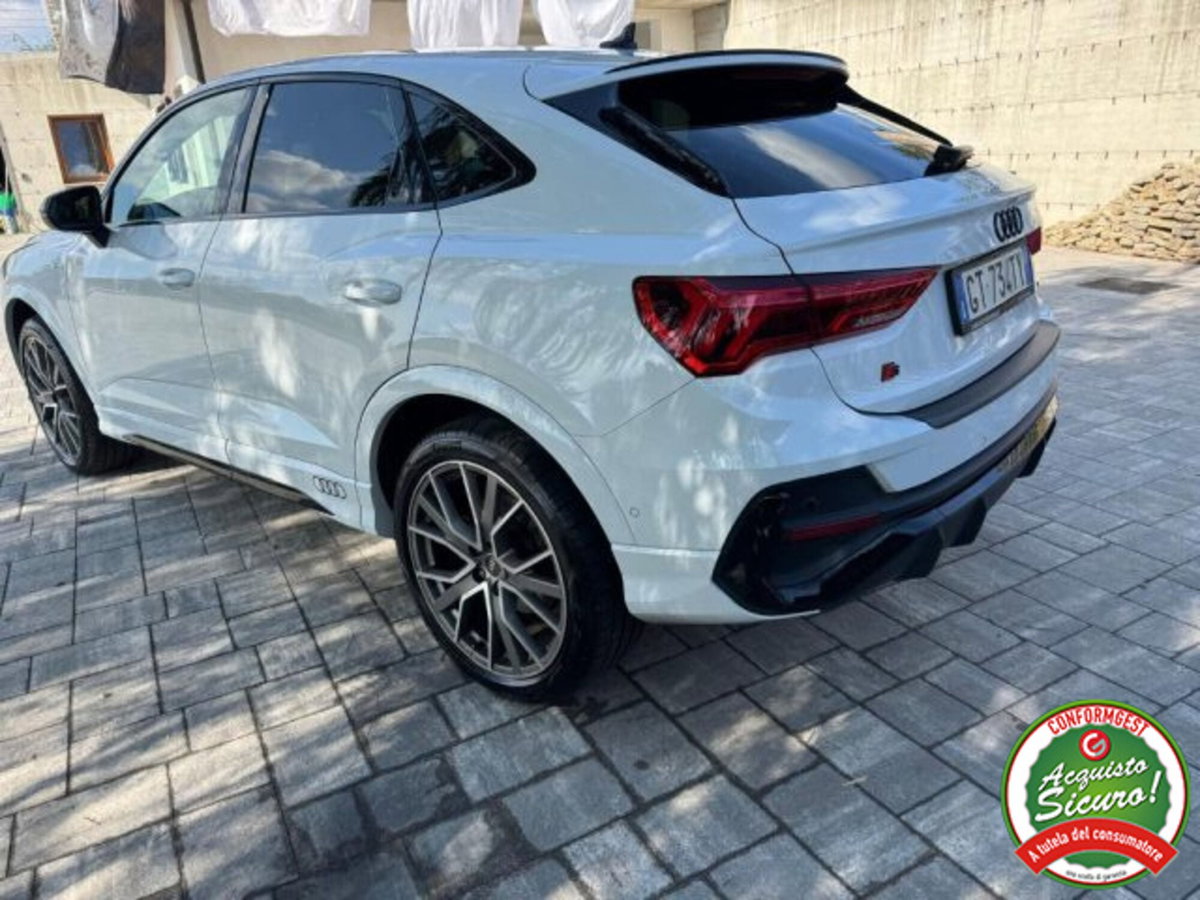 Audi Q3 Sportback 40 TDI quattro S tronic S line edition (3)
