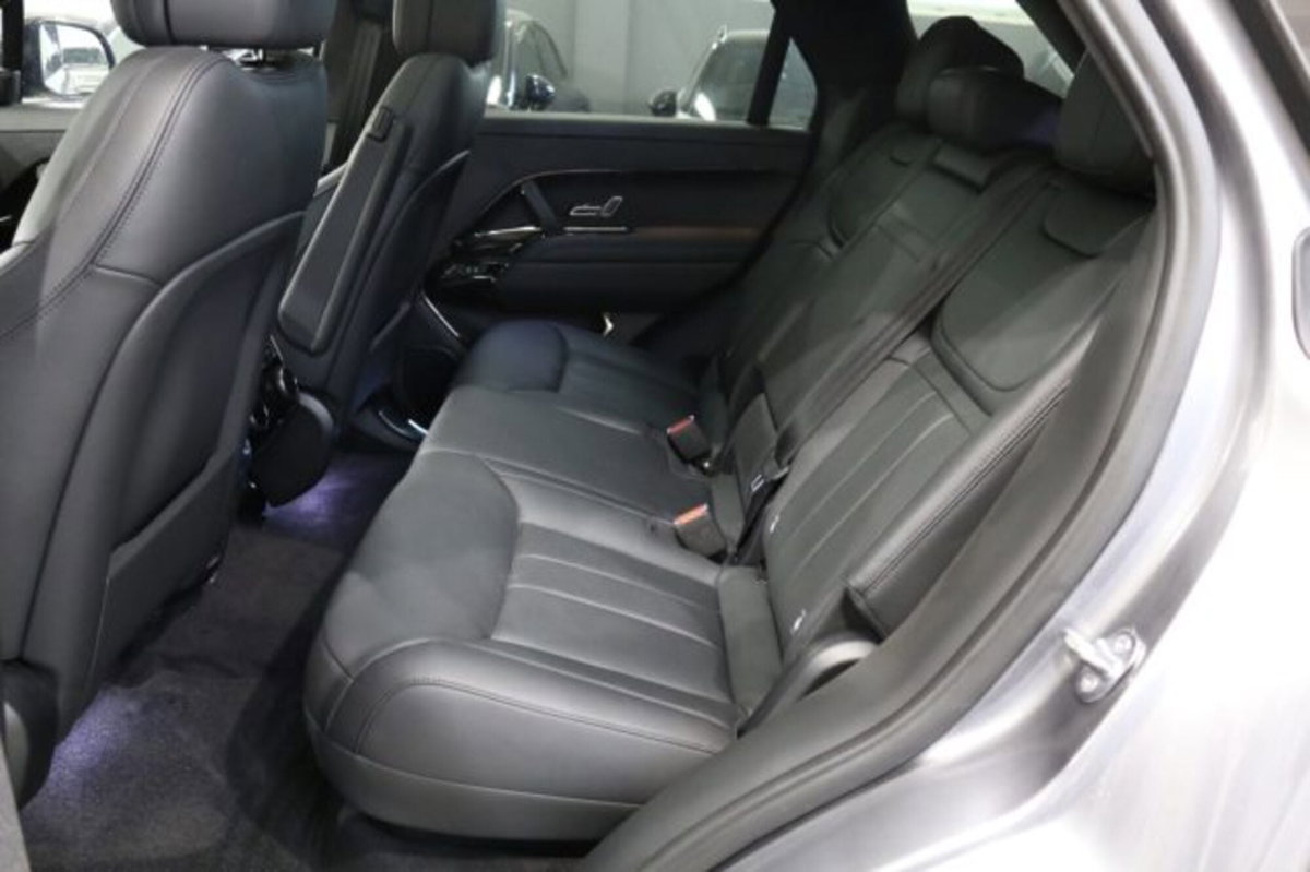 Land Rover Range Rover 3.0D l6 350 CV Autobiography (12)