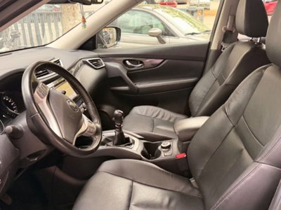 Nissan X-Trail 1.6 dCi 4WD Tekna (10)