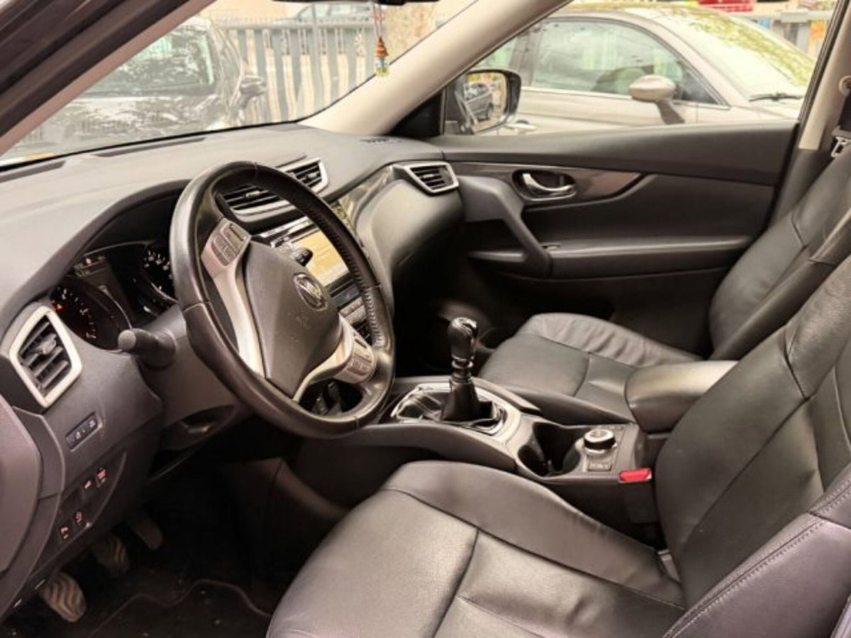 Nissan X-Trail 1.6 dCi 4WD Tekna (9)
