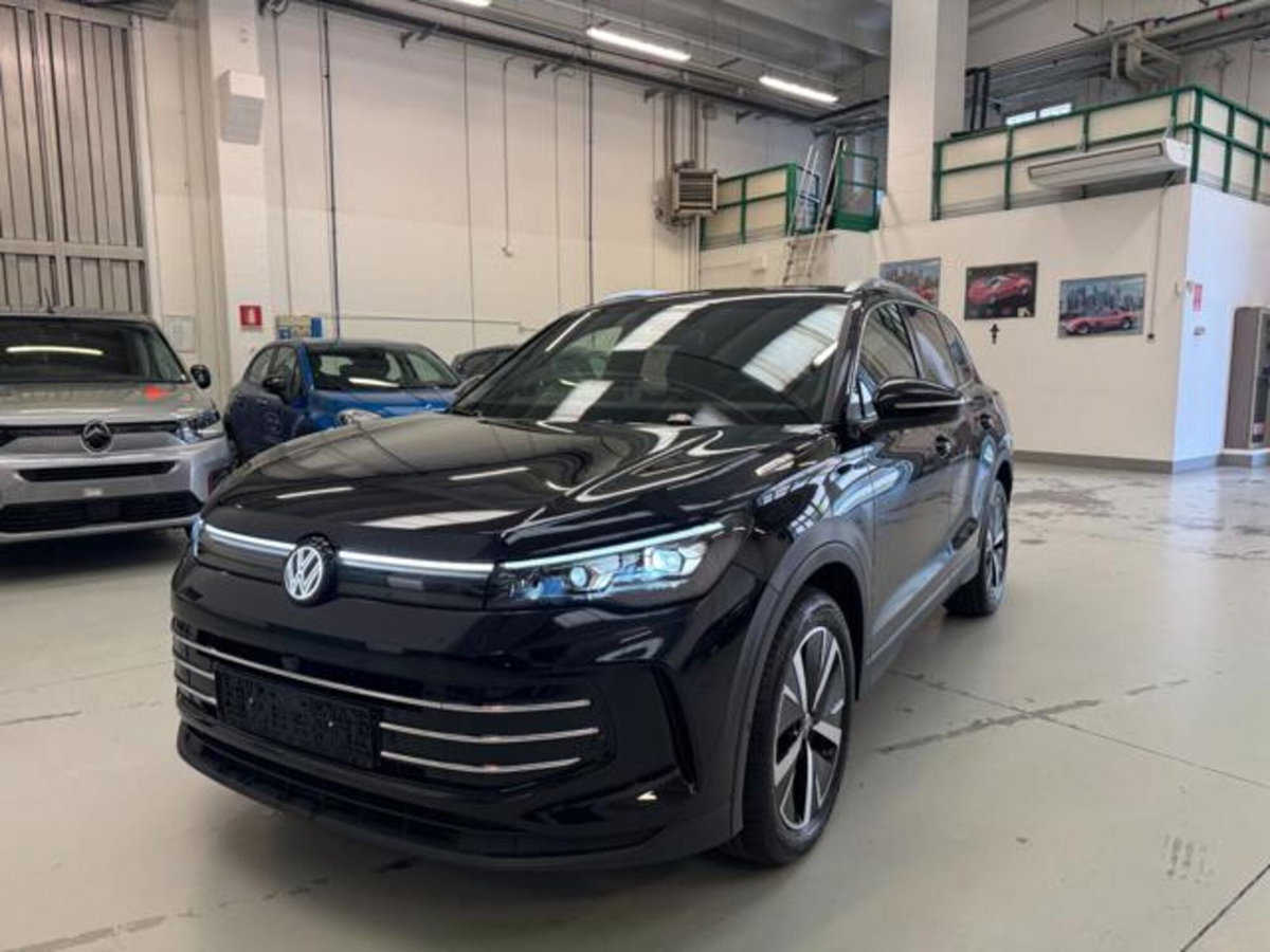 Volkswagen Tiguan 1.5 etsi Elegance 150cv dsg