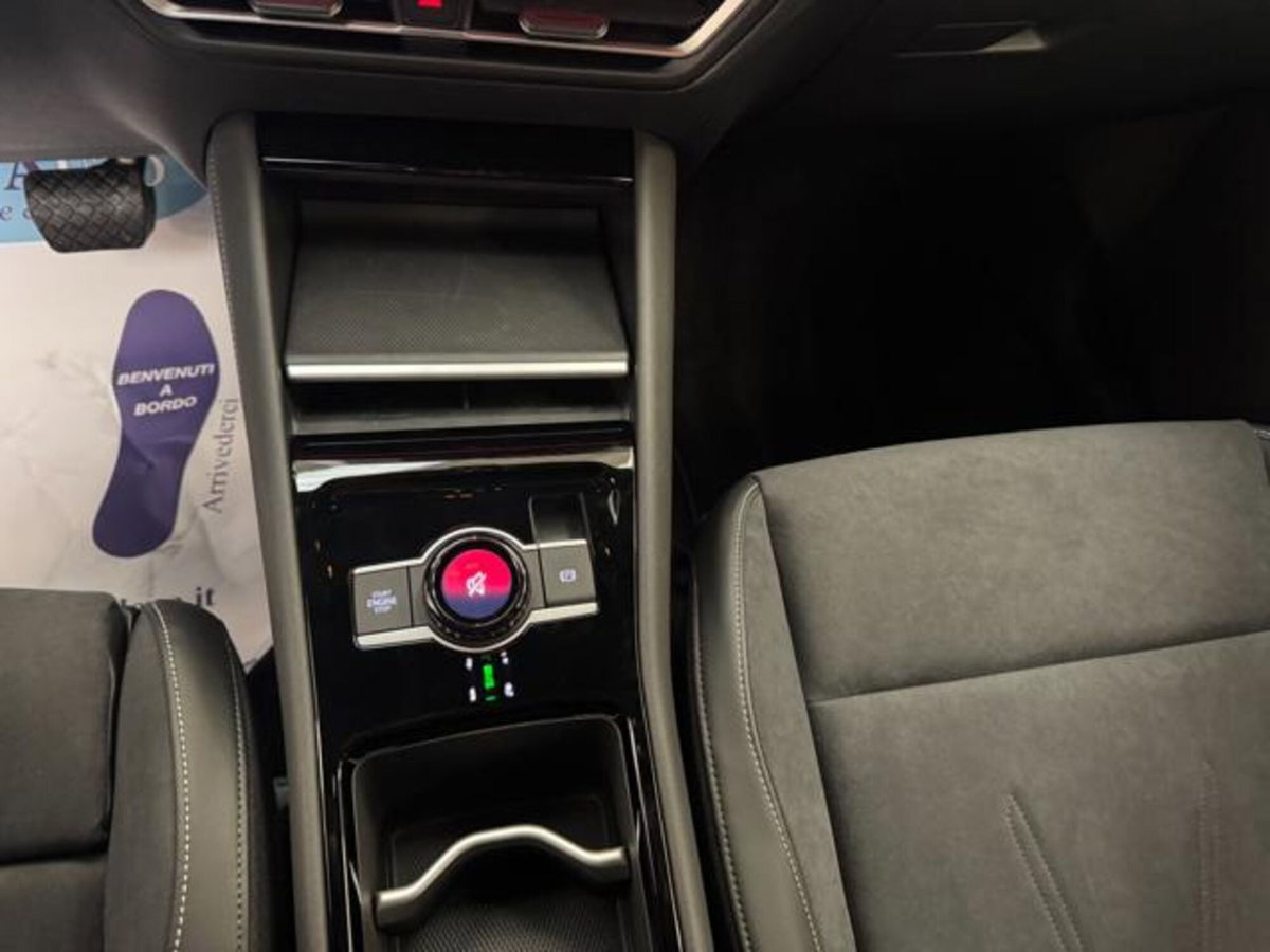 Volkswagen Tiguan 1.5 etsi Elegance 150cv dsg (9)