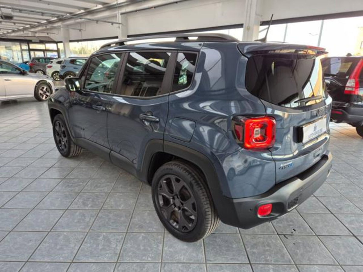 Jeep Renegade 1.3 T4 190CV PHEV 4xe AT6 80th Anniversary (4)