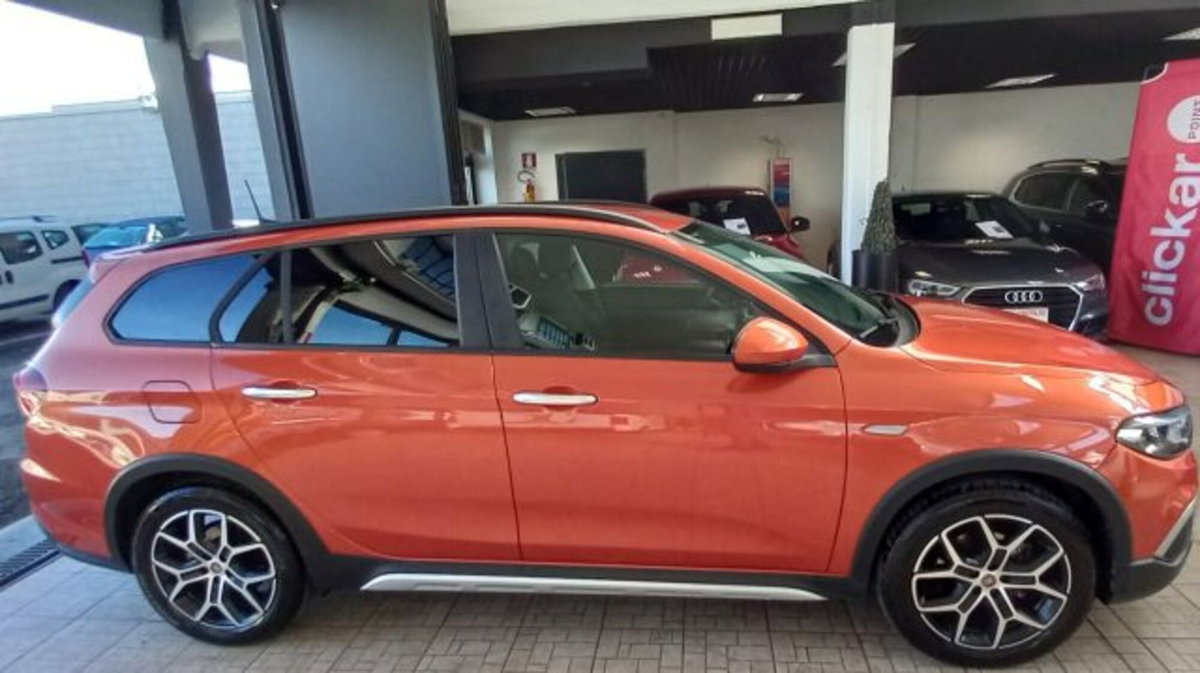 Fiat Tipo Station Wagon Tipo SW 1.6 mjt Cross s&s 130cv (2)