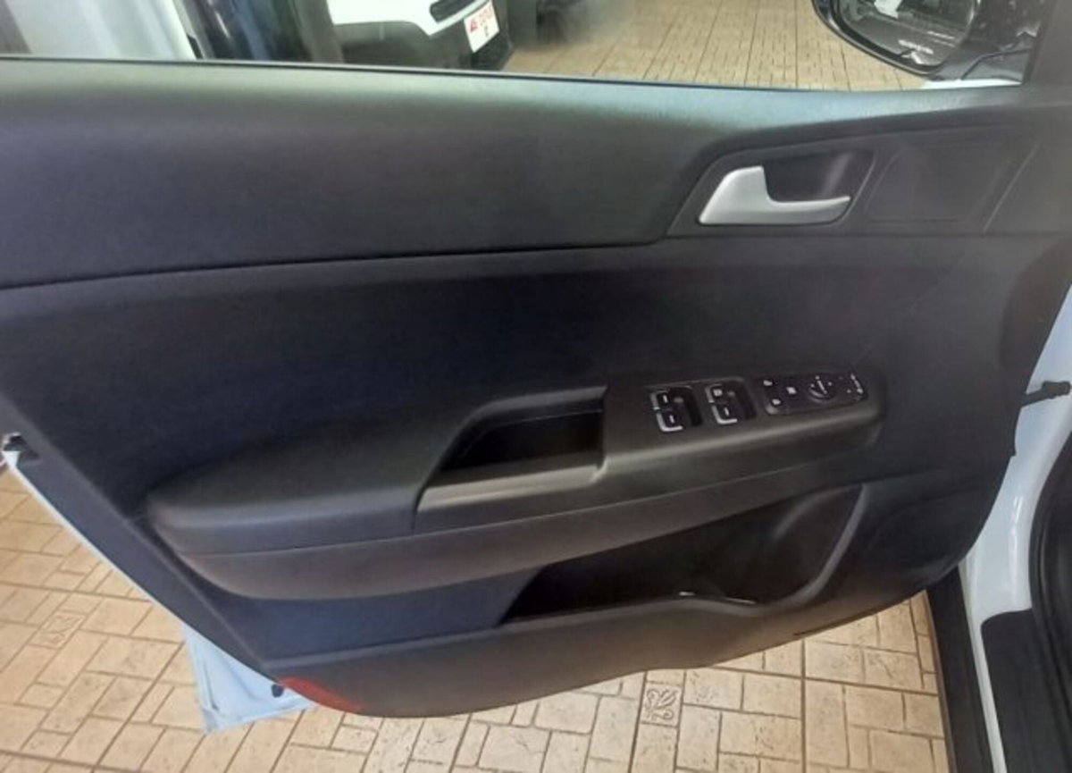 Kia Sportage 1.6 GDI 2WD Business Class (10)