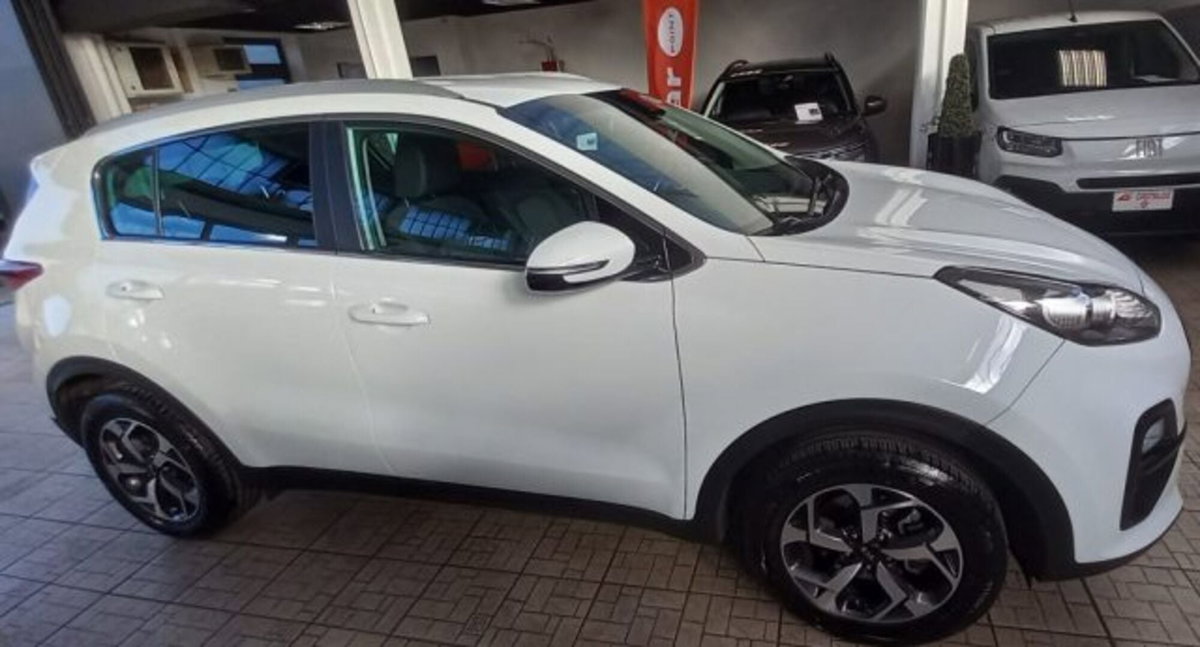 Kia Sportage 1.6 GDI 2WD Business Class (2)