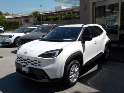 Toyota Yaris Cross 1.5 Hybrid 5p. E-CVT Premiere (3)