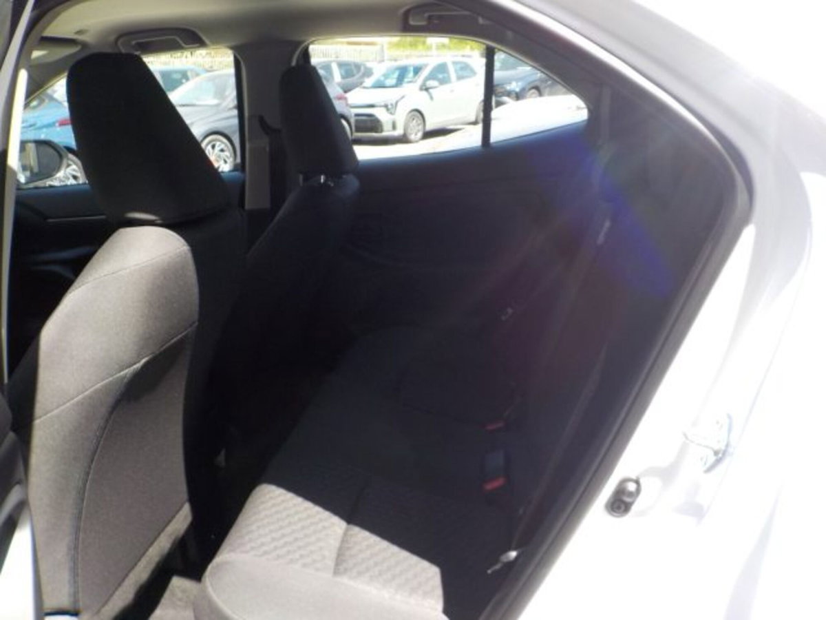 Toyota Yaris Cross 1.5 Hybrid 5p. E-CVT Premiere (6)
