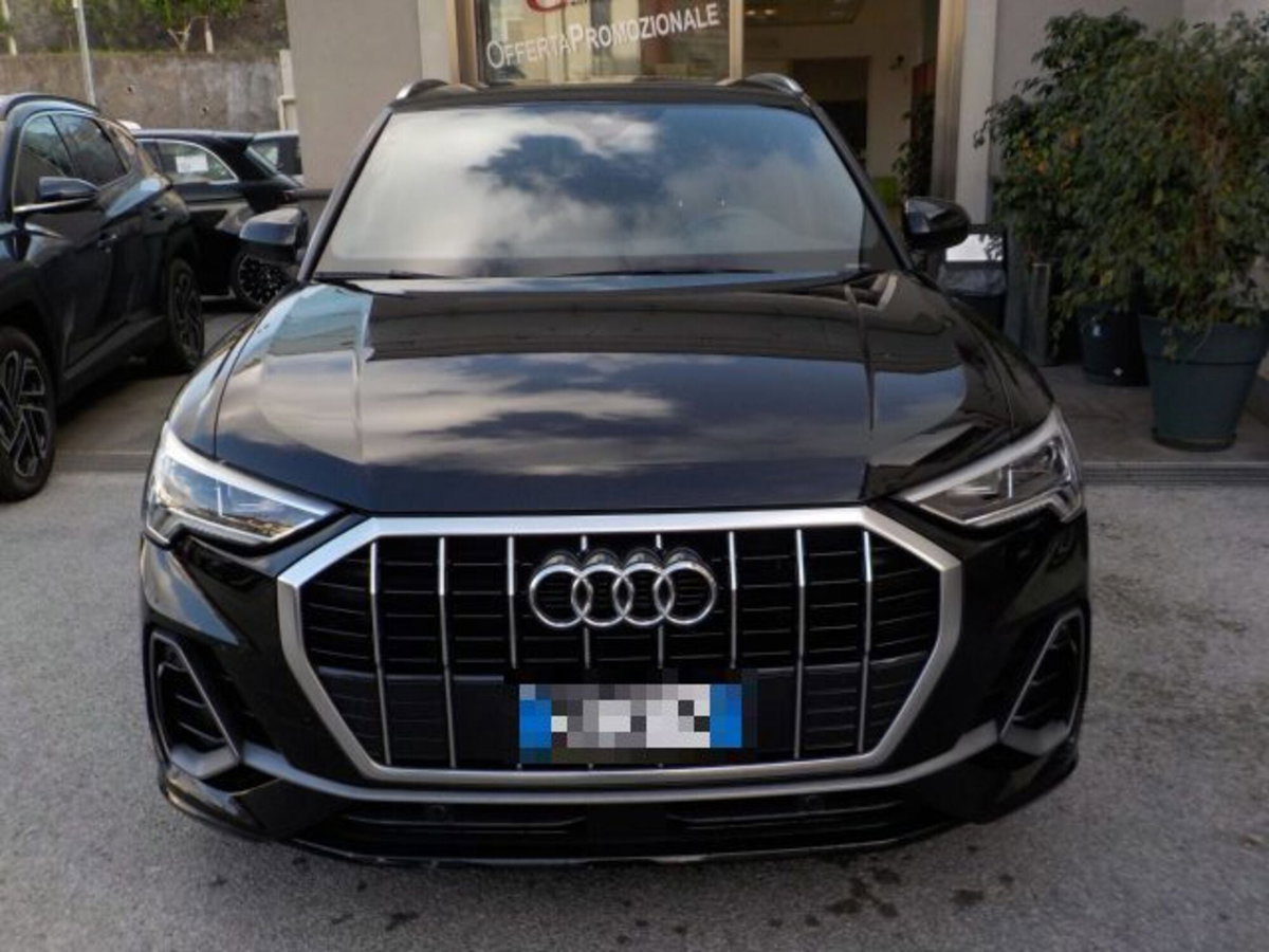 Audi Q3 2.0 TDI 150 CV S tronic S line Edition